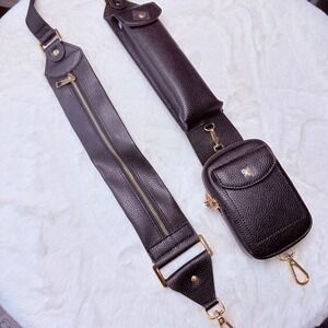 Black Leather Crossbody Strap Phone Pouch Bag Gold Hardware Adjustable